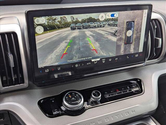 new 2025 Ford Expedition car, priced at $68,705