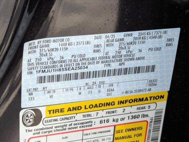 new 2025 Ford Expedition car, priced at $68,705