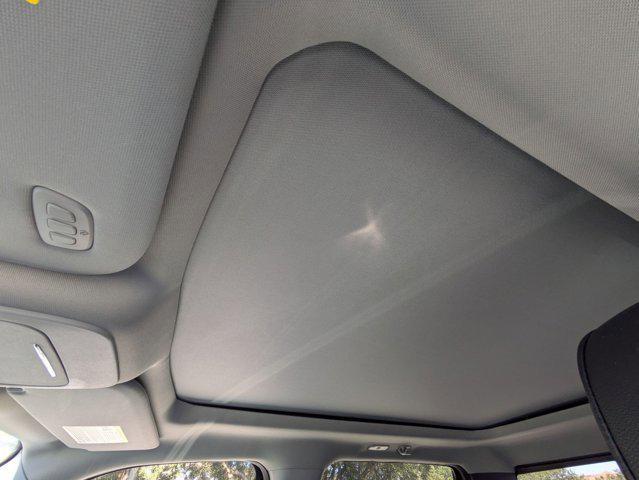 used 2021 Ford F-150 car, priced at $37,243