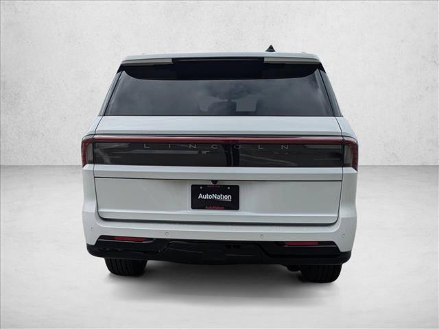 new 2025 Lincoln Navigator car, priced at $120,185
