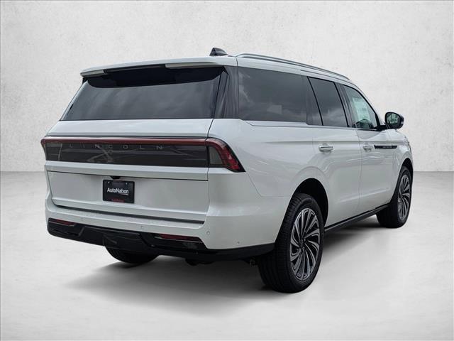 new 2025 Lincoln Navigator car, priced at $120,185