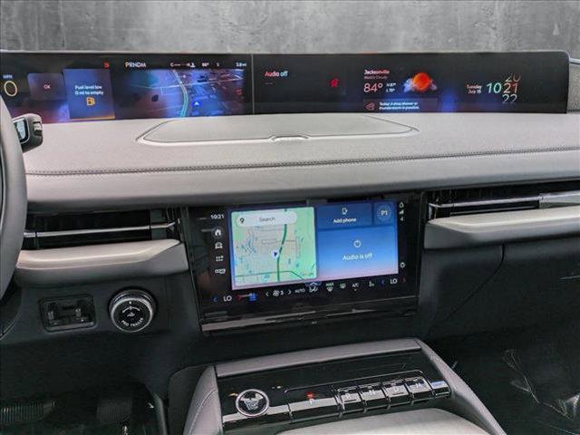 new 2025 Lincoln Navigator car, priced at $111,300