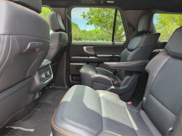 new 2025 Ford Expedition car, priced at $82,969