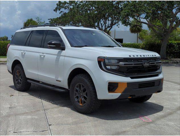 new 2025 Ford Expedition car, priced at $82,969