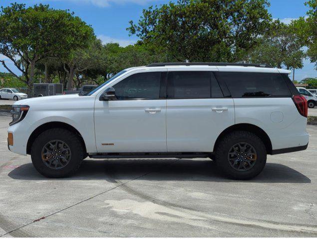 new 2025 Ford Expedition car, priced at $82,969