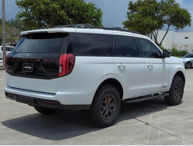 new 2025 Ford Expedition car, priced at $82,969