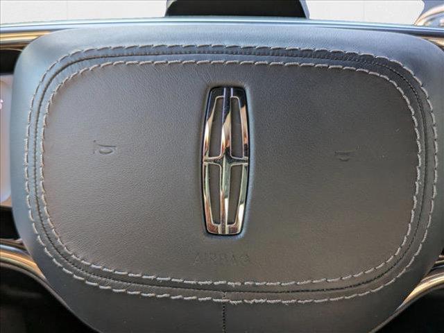 new 2025 Lincoln Navigator car, priced at $107,568