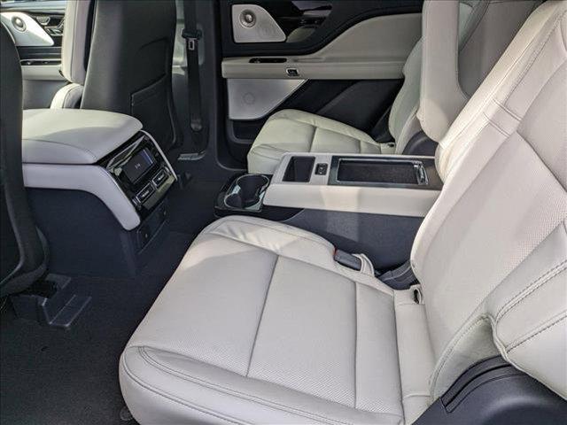 new 2025 Lincoln Aviator car, priced at $77,712