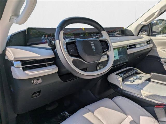new 2025 Lincoln Navigator car, priced at $102,940