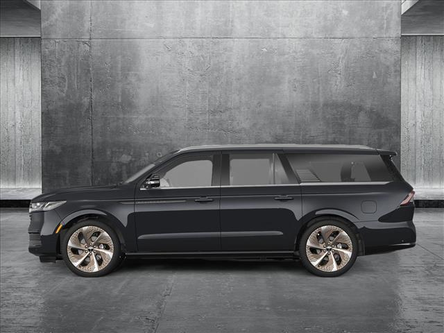 new 2025 Lincoln Navigator car, priced at $105,180