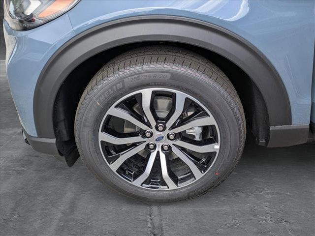 new 2025 Ford Explorer car, priced at $43,318