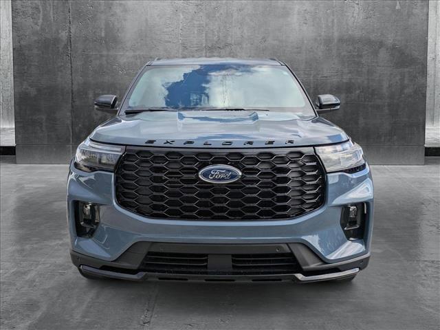 new 2025 Ford Explorer car, priced at $43,318