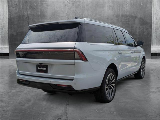 new 2025 Lincoln Navigator car, priced at $122,235
