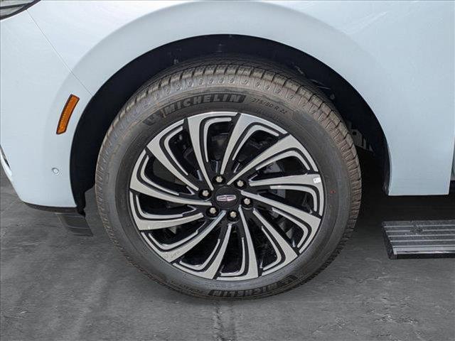 new 2025 Lincoln Navigator car, priced at $122,235