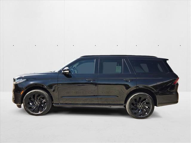 new 2025 Lincoln Navigator car, priced at $105,935