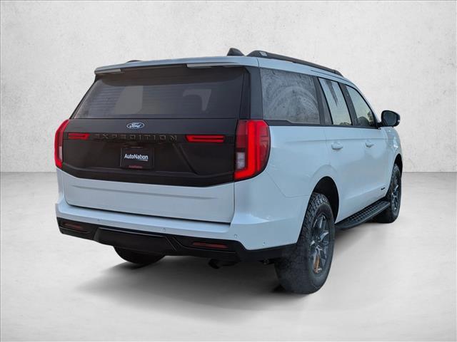 new 2025 Ford Expedition car, priced at $83,717