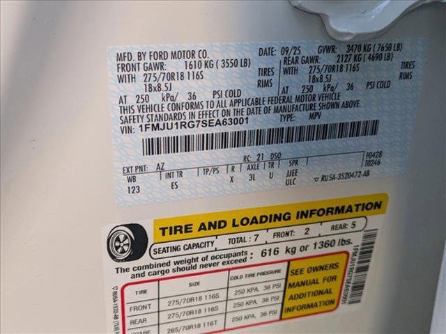 new 2025 Ford Expedition car, priced at $83,717