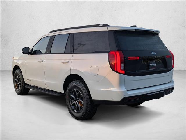 new 2025 Ford Expedition car, priced at $83,717