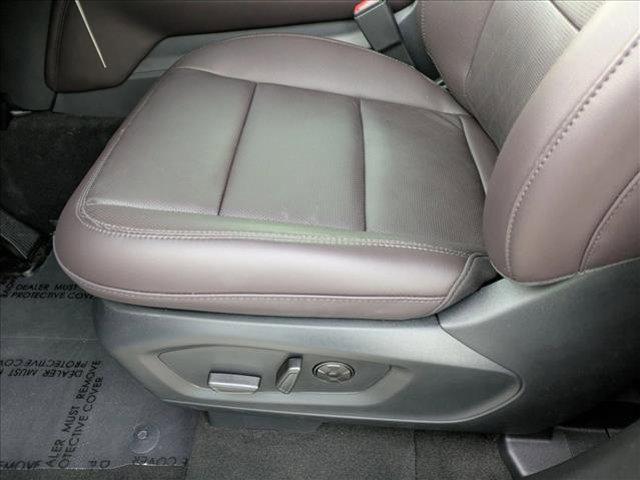 new 2025 Ford Explorer car, priced at $48,624