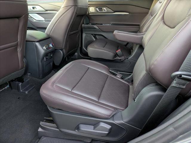 new 2025 Ford Explorer car, priced at $48,624