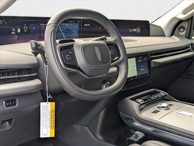 new 2025 Lincoln Navigator car, priced at $101,928