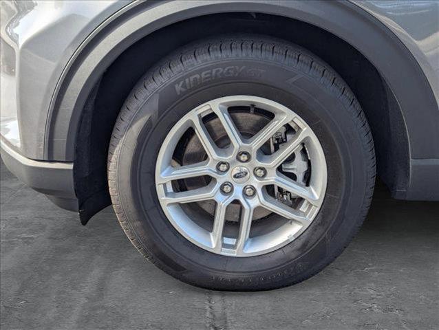 new 2025 Ford Explorer car, priced at $38,604