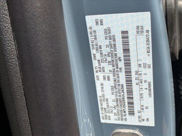 new 2025 Lincoln Corsair car, priced at $57,168