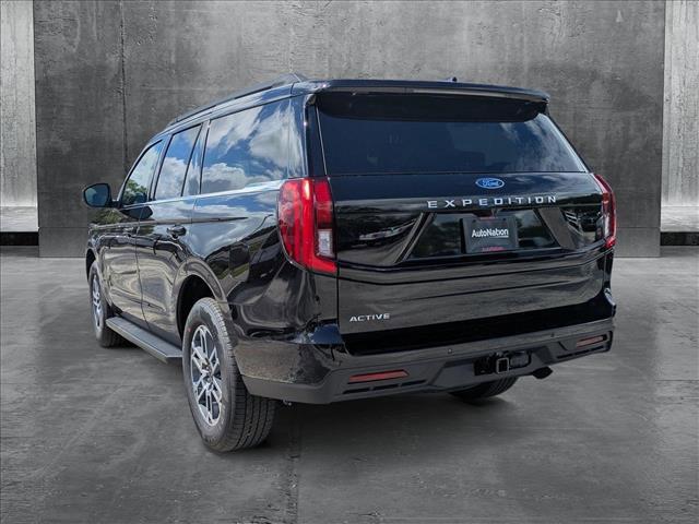 new 2025 Ford Expedition car, priced at $67,755