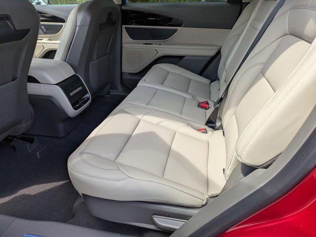 new 2025 Lincoln Nautilus car, priced at $56,035
