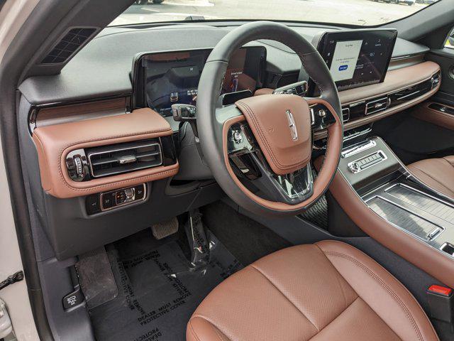 new 2025 Lincoln Aviator car, priced at $70,325