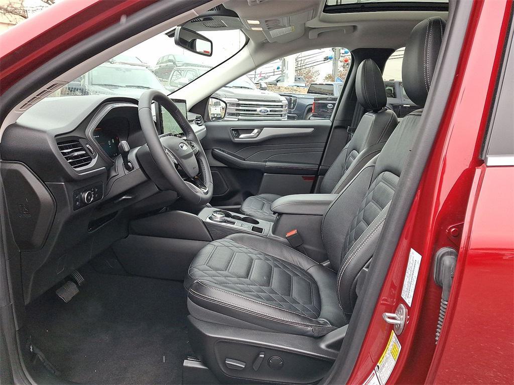 used 2023 Ford Escape car, priced at $28,500