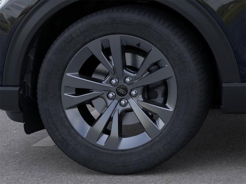 new 2025 Ford Explorer car, priced at $49,870