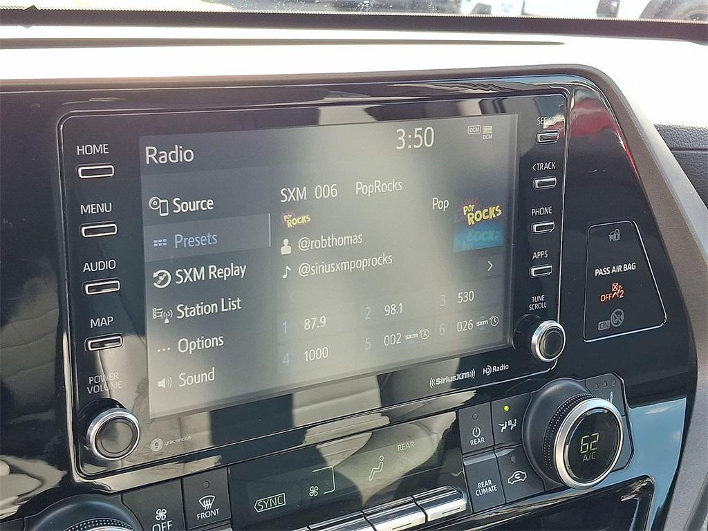 used 2021 Toyota Highlander car, priced at $30,000