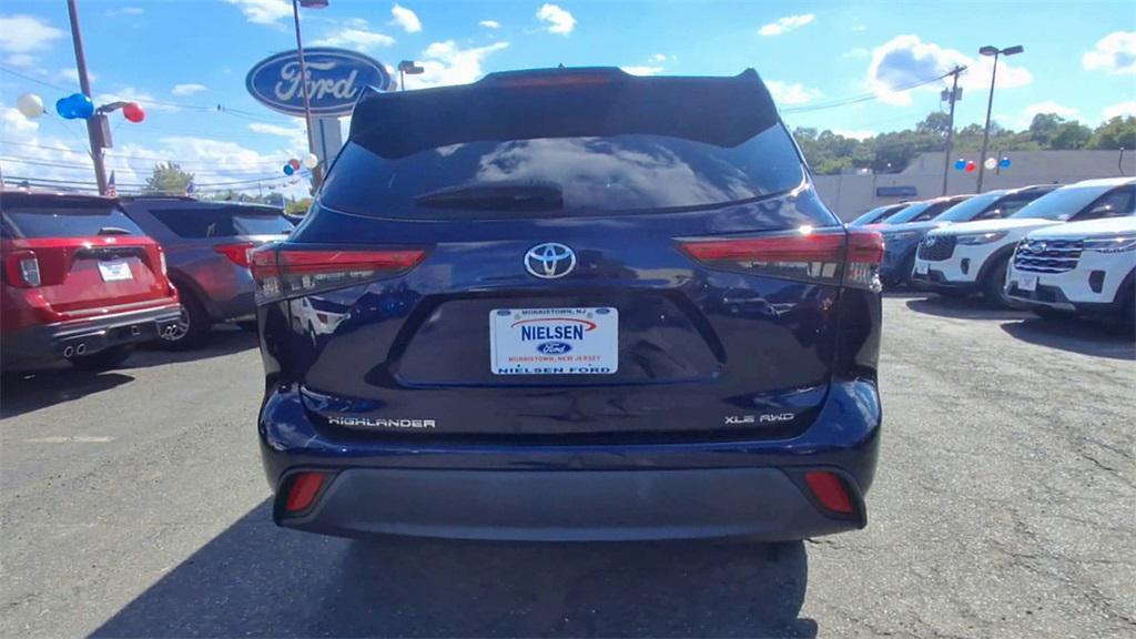 used 2021 Toyota Highlander car, priced at $30,000