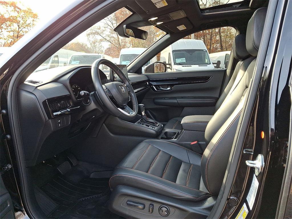 used 2023 Honda CR-V Hybrid car, priced at $32,500