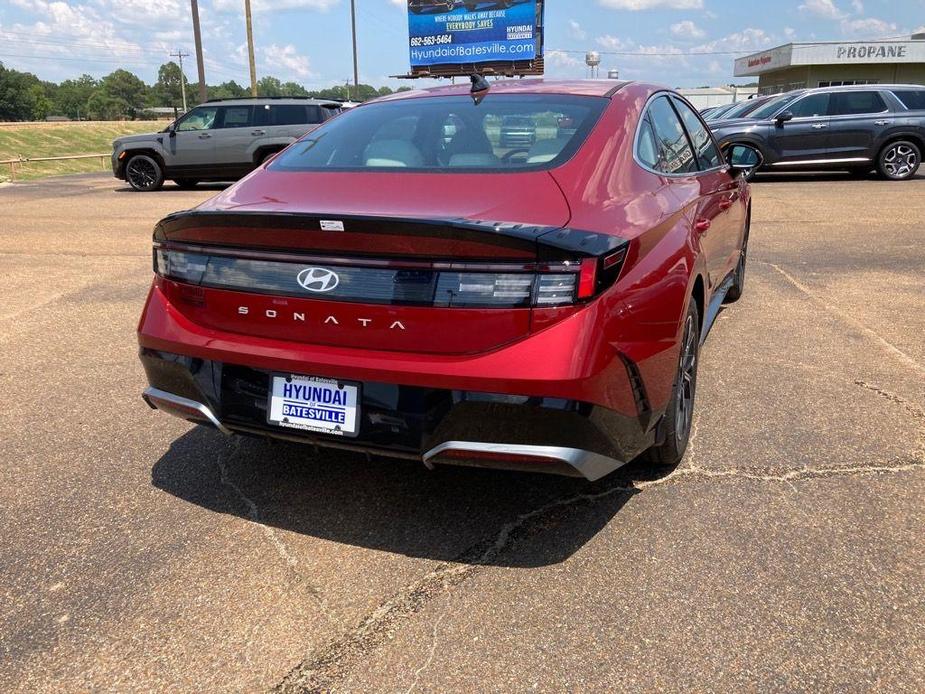 new 2024 Hyundai Sonata car, priced at $27,064