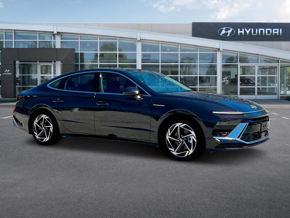 new 2024 Hyundai Sonata car, priced at $29,872