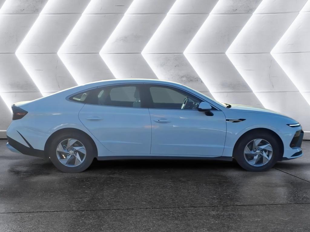 new 2025 Hyundai Sonata car, priced at $27,257
