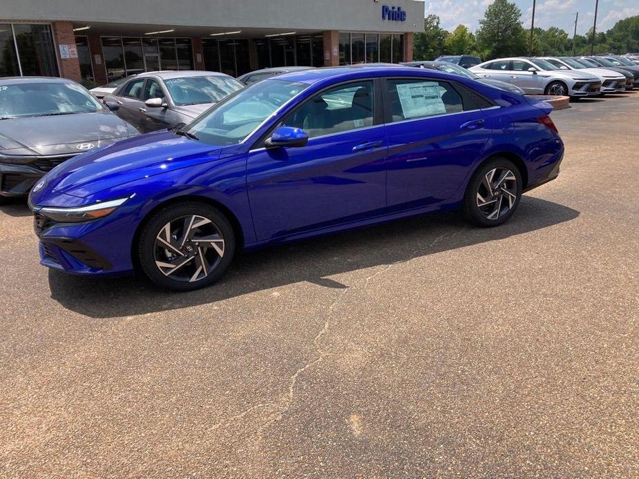 new 2024 Hyundai Elantra car, priced at $25,707