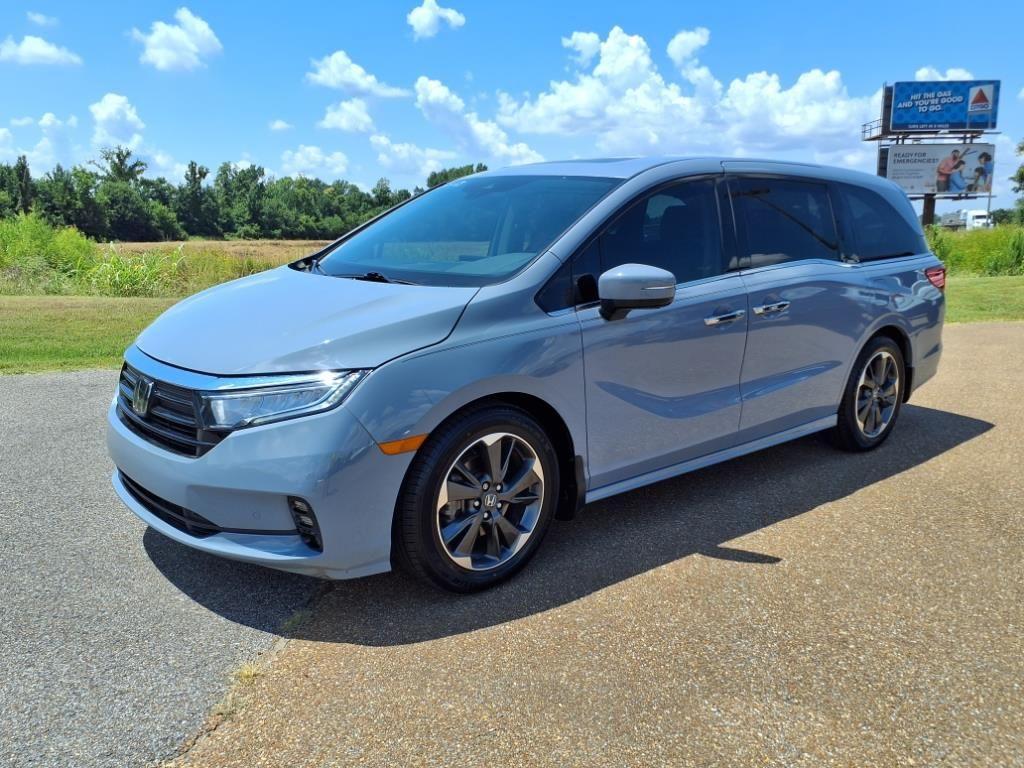 used 2023 Honda Odyssey car, priced at $39,452