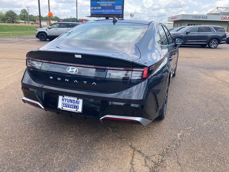 new 2024 Hyundai Sonata car, priced at $27,064