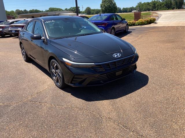 new 2024 Hyundai Elantra car, priced at $31,150