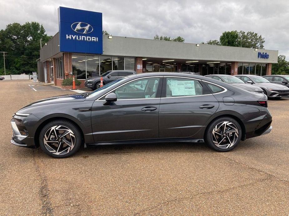 new 2024 Hyundai Sonata car, priced at $29,974