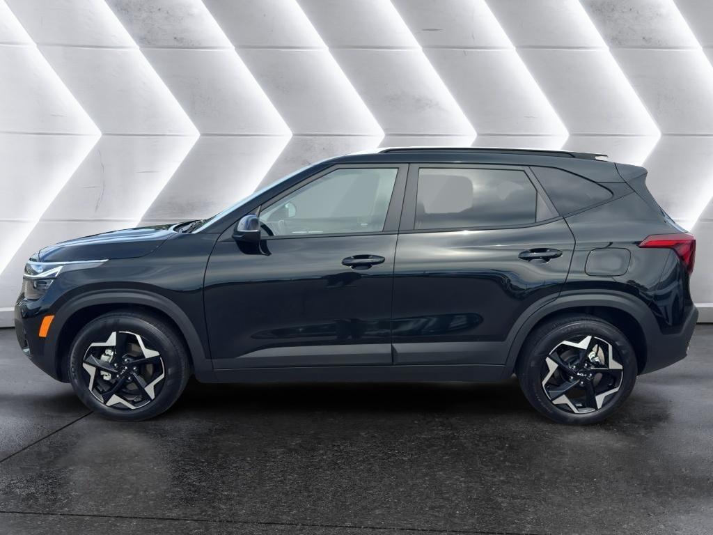 used 2025 Kia Seltos car, priced at $23,488