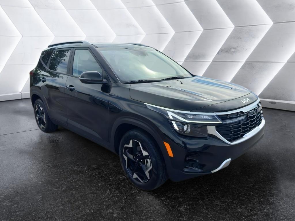 used 2025 Kia Seltos car, priced at $23,488