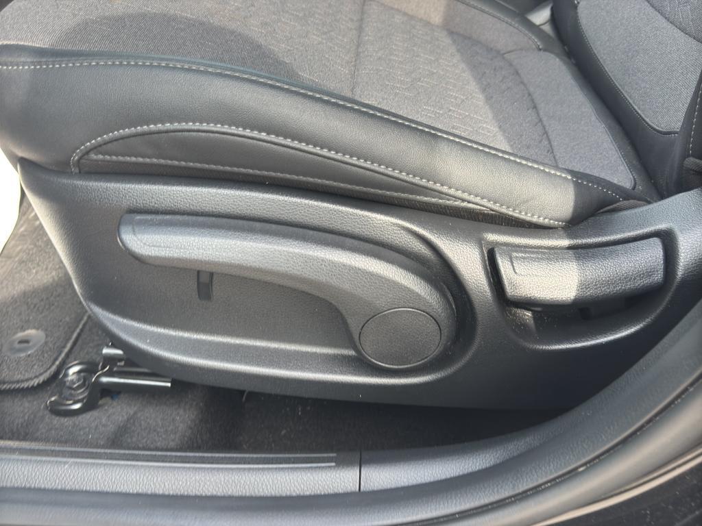 used 2025 Kia Seltos car, priced at $23,488