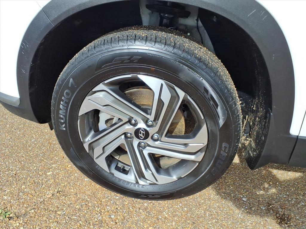 used 2023 Hyundai Santa Fe car, priced at $23,904