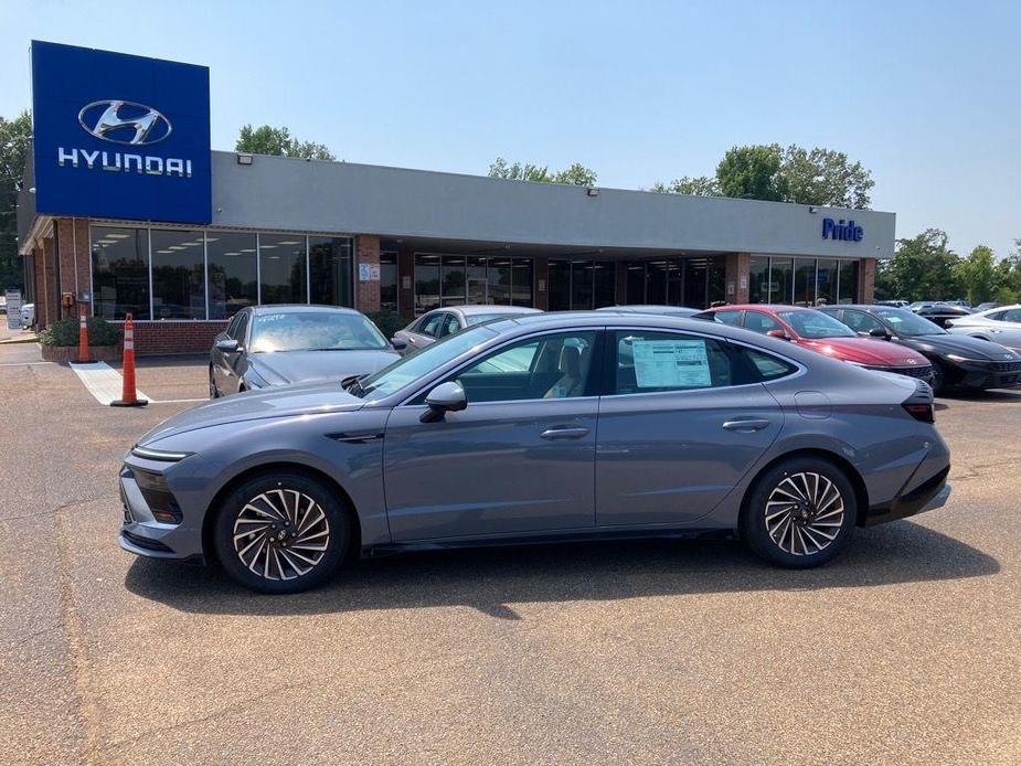 new 2024 Hyundai Sonata Hybrid car, priced at $36,847