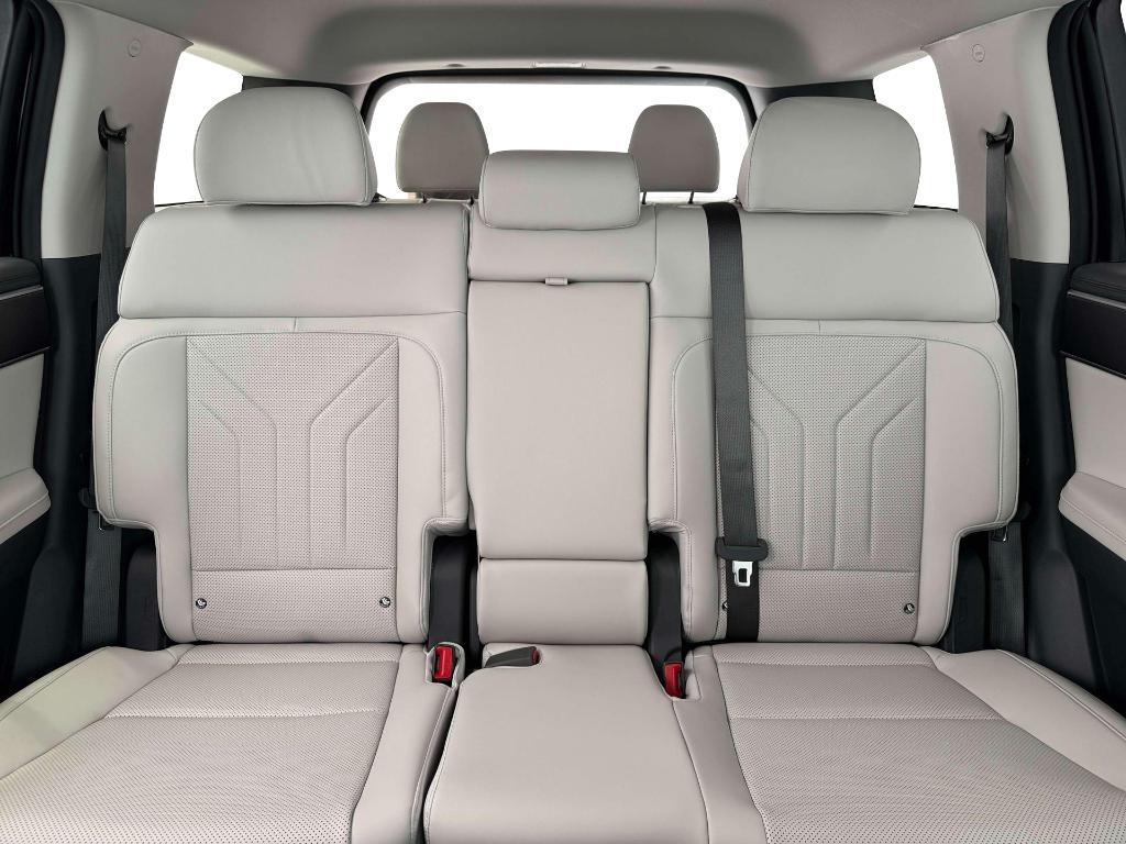 new 2026 Hyundai Santa Fe car, priced at $38,156