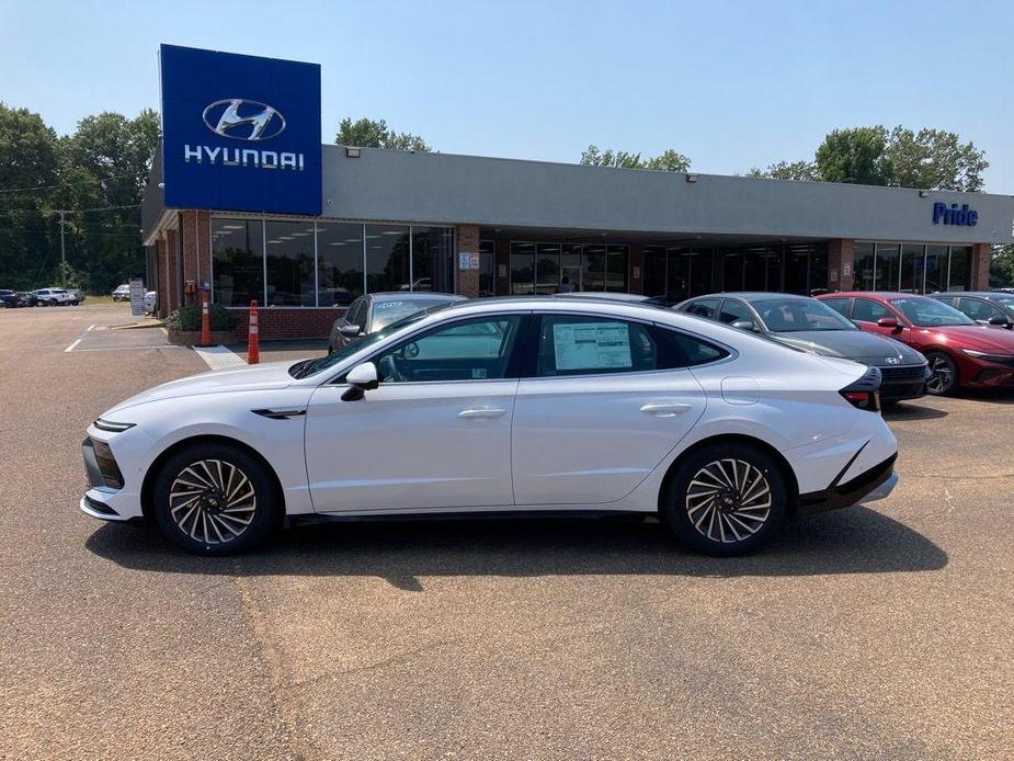 new 2024 Hyundai Sonata Hybrid car, priced at $37,308